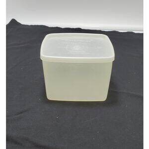 Vintage 1955 Tupperware Millionaire Line 312 With Lid 310